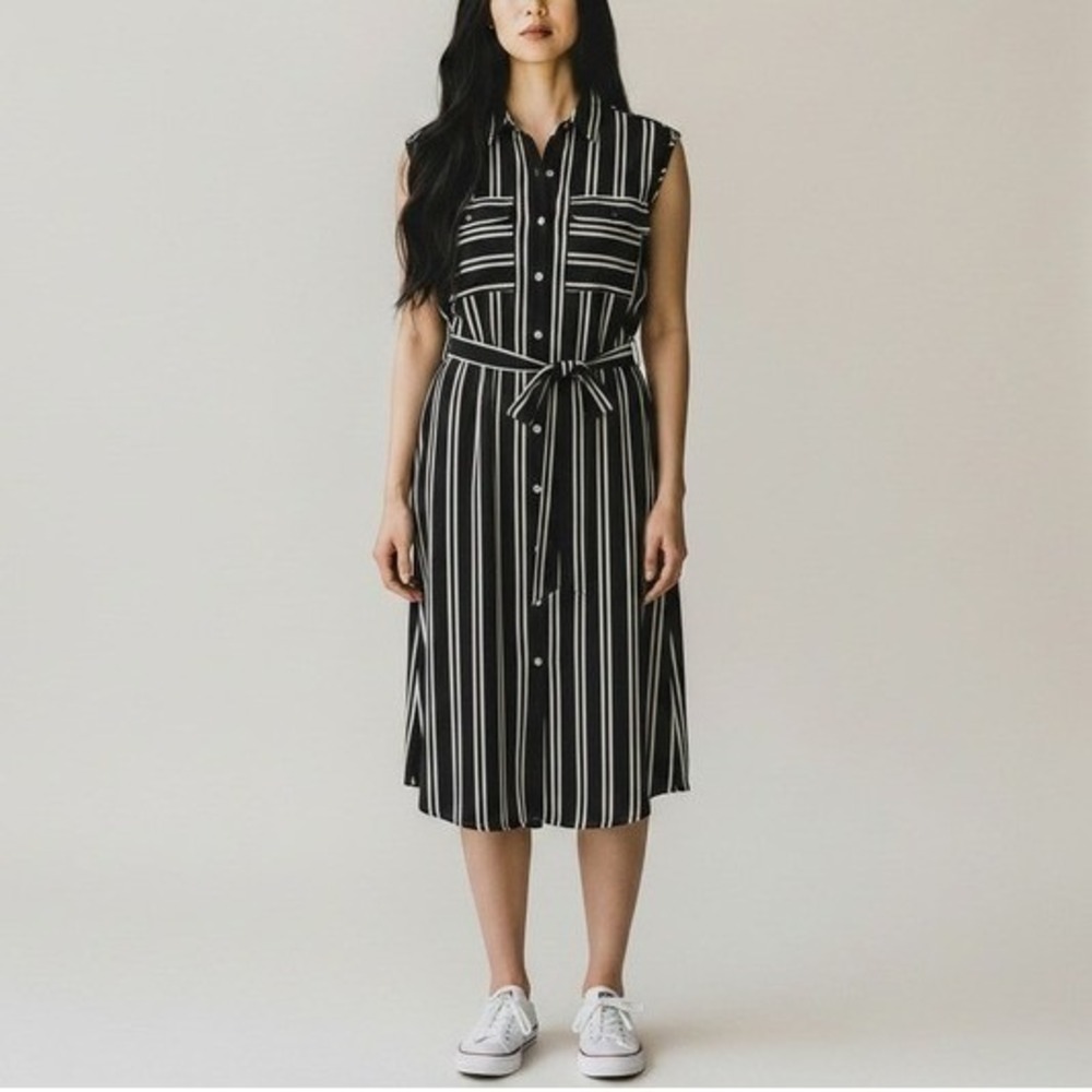 Mlle Gabrielle Sleeveless Shirt Dress Button Down Black & White Striped Classic